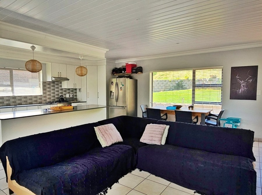 2 Bedroom Property for Sale in Fraaiuitsig Western Cape